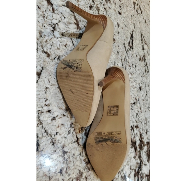 Forever 21 beige seude heels - Picture 5 of 7